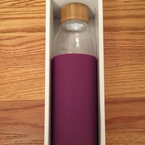 Soma Glass Water Bottle Travel 17oz BPA Free NEW